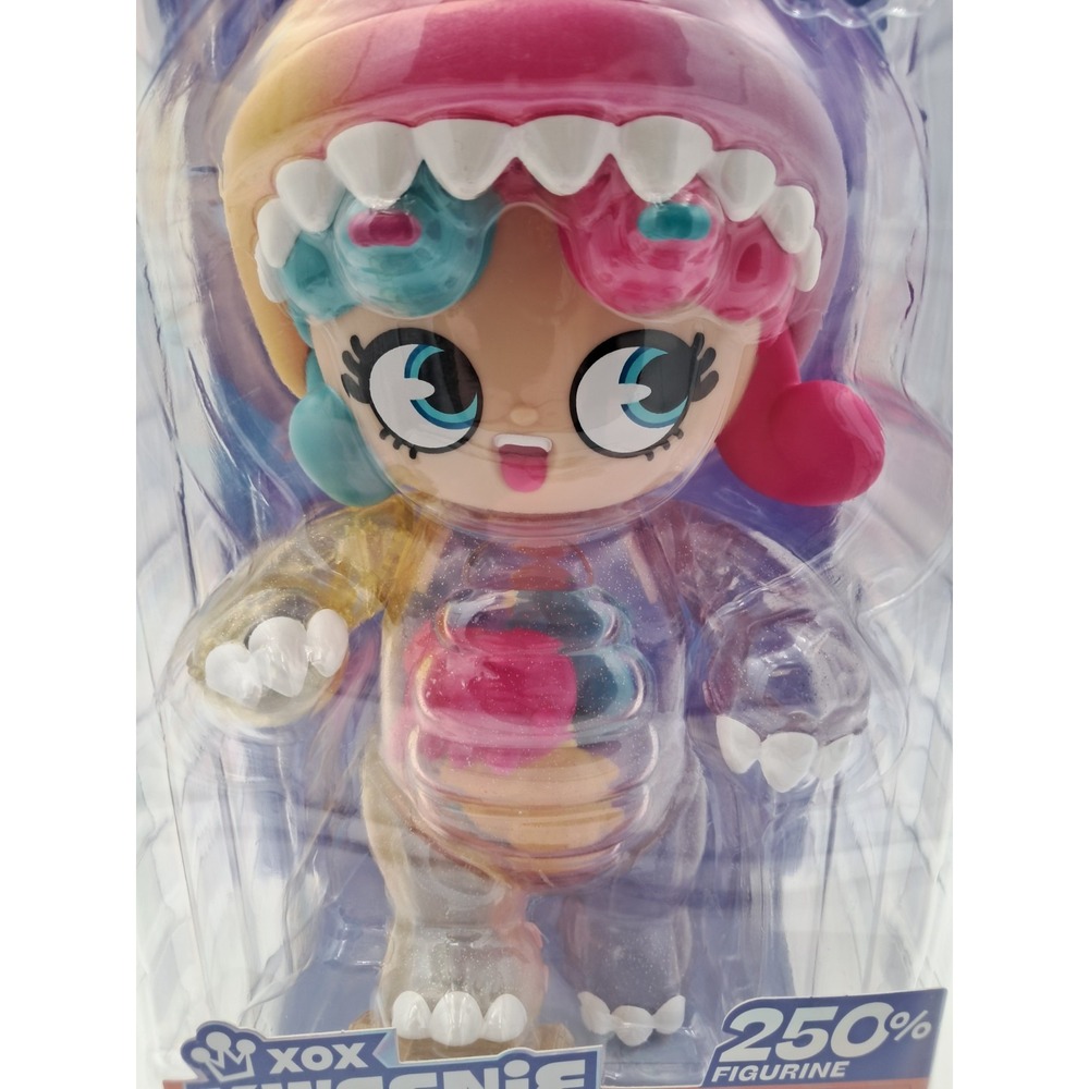 NIB Deluxe XOX Kweenie Figurine - Picture 7 of 7